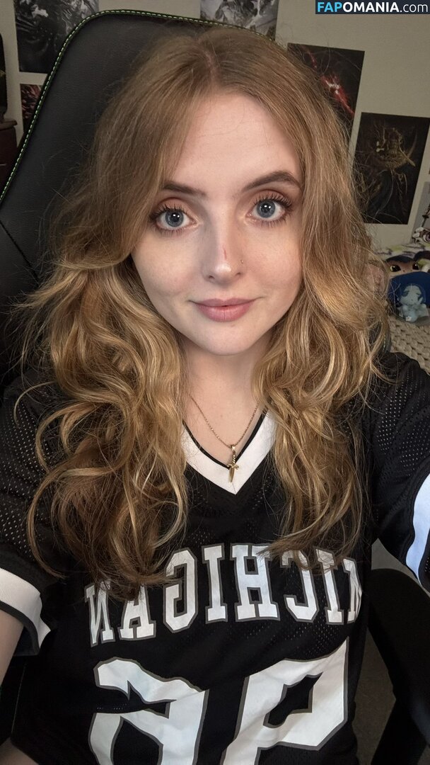 Krystal / Krysttl / Krysttlxd Nackt OnlyFans  Geleaktes Foto #5