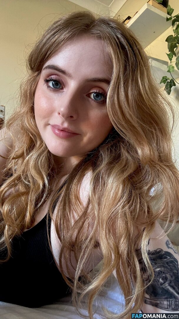 Krystal / Krysttl / Krysttlxd Nackt OnlyFans  Geleaktes Foto #7