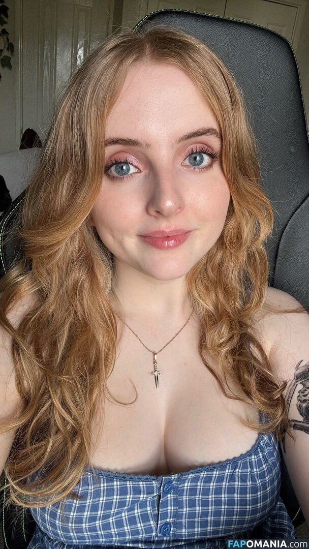 Krystal / Krysttl / Krysttlxd Nackt OnlyFans  Geleaktes Foto #8