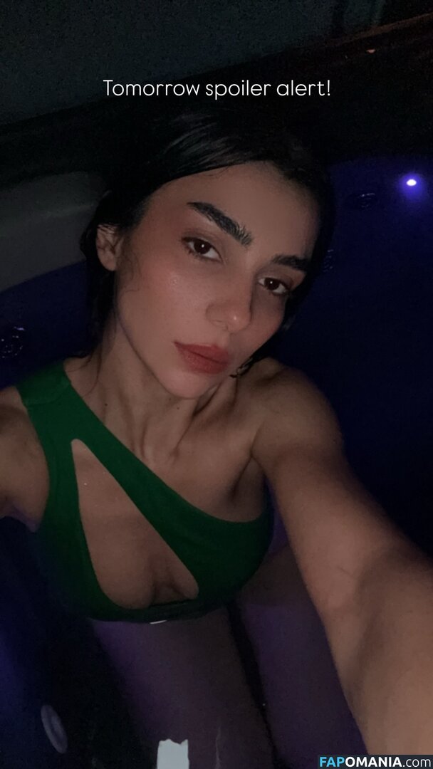 Kübra Miranda Çamlıbel / mirandaorlayn Nackt OnlyFans  Geleaktes Foto #4