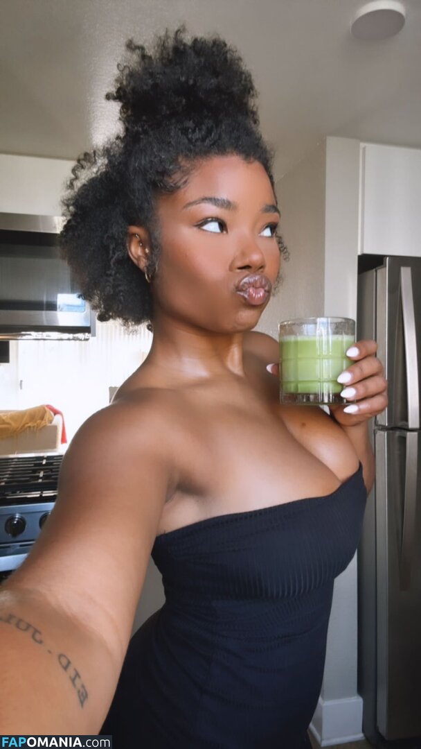 Kyylareneee / kurlykyy / kurrlyyy / kyylarenee Nackt OnlyFans  Geleaktes Foto #13