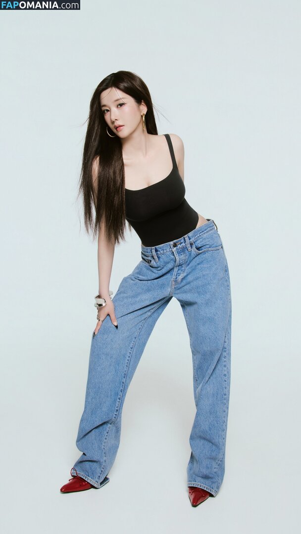 Kwon Eunbi / https: / official_kwon.eunbi Nackt OnlyFans  Geleaktes Foto #1