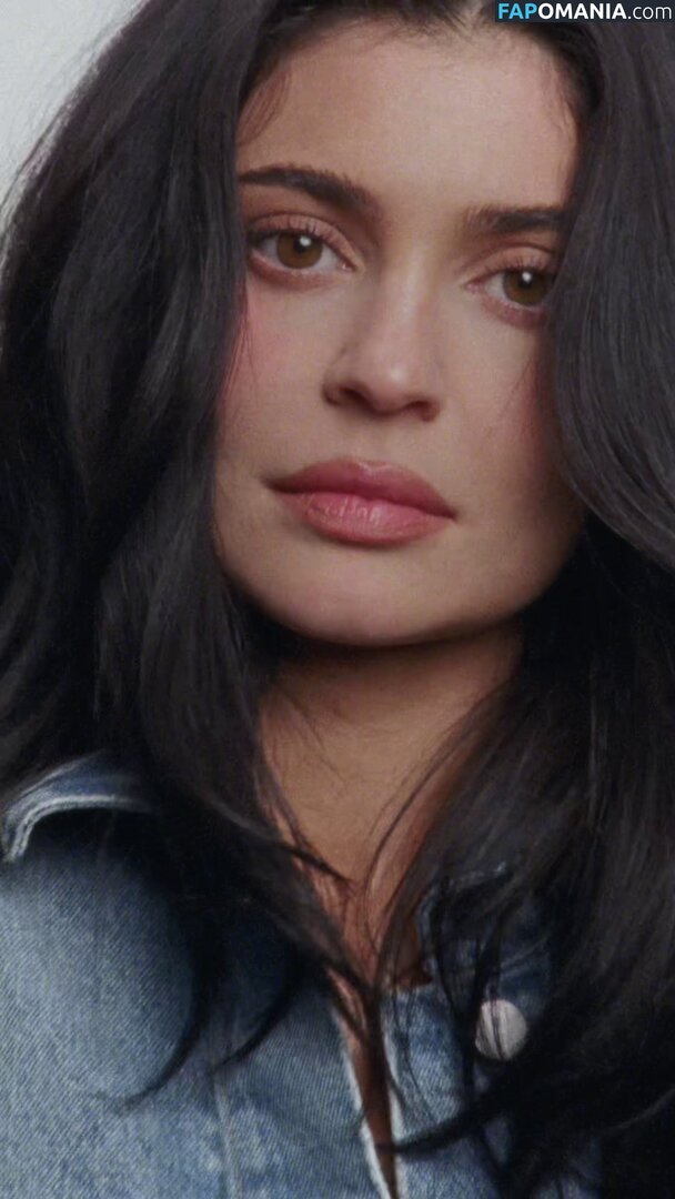 Kylie Jenner / kyliejenner / kyliejenner.2 Nackt OnlyFans  Geleaktes Foto #64