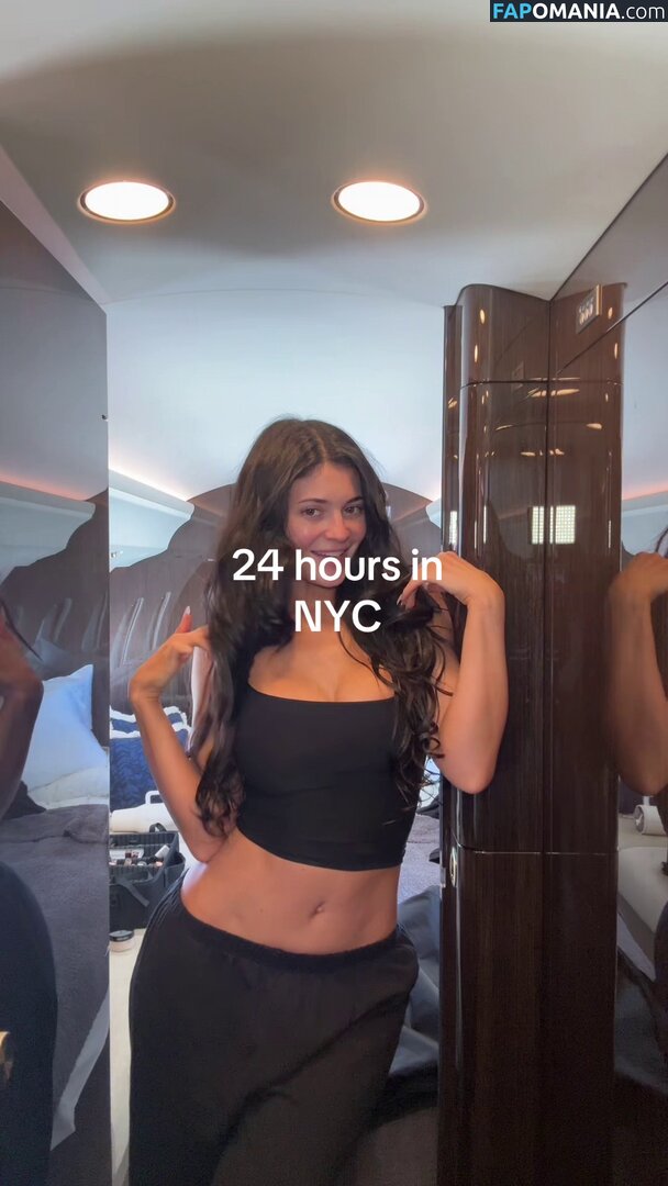 Kylie Jenner / https: / kyliejenner / kyliejenner.2 Nackt OnlyFans  Geleaktes Foto #88