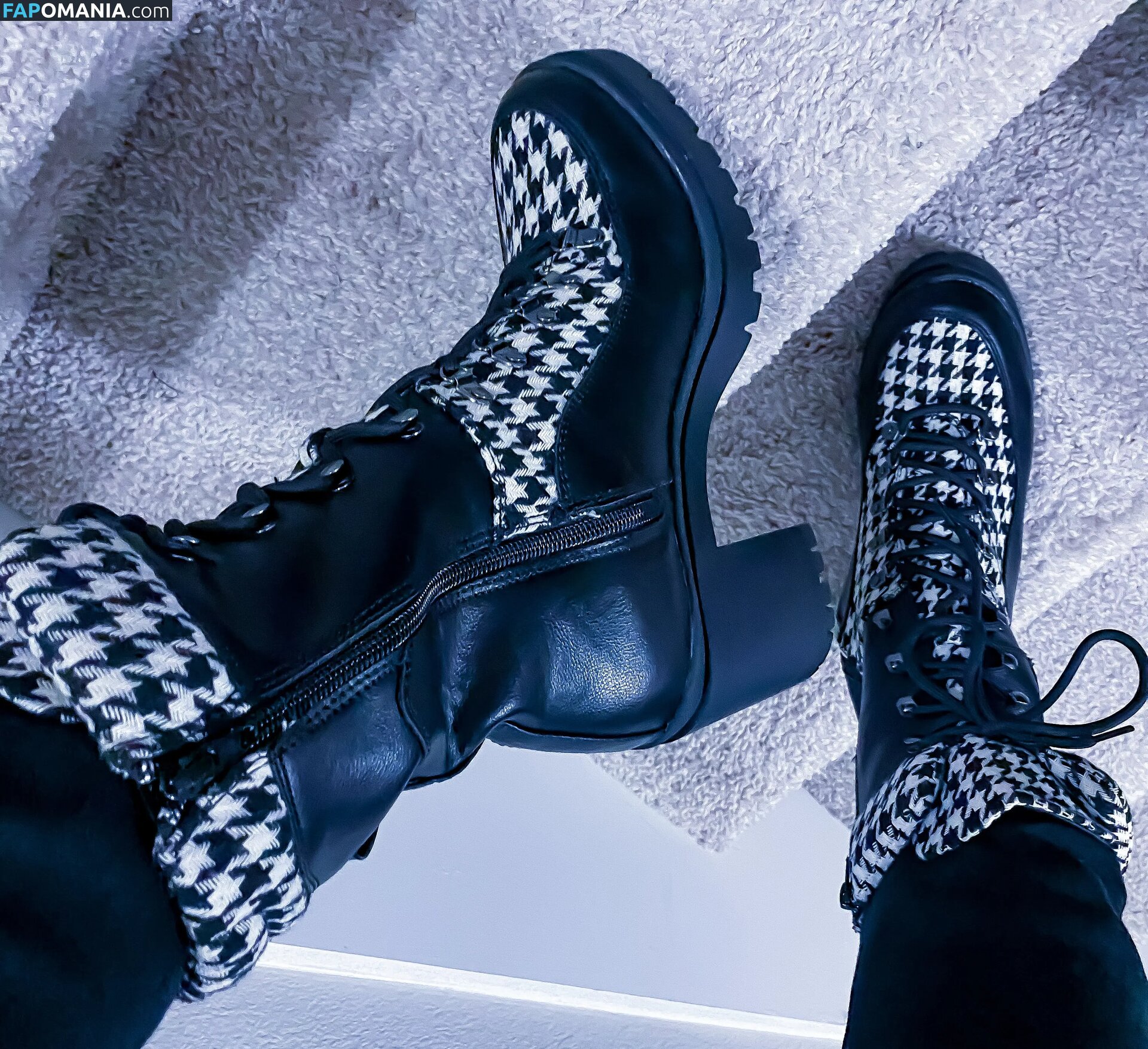 La Plebe Boots Nackt OnlyFans  Geleaktes Foto #3