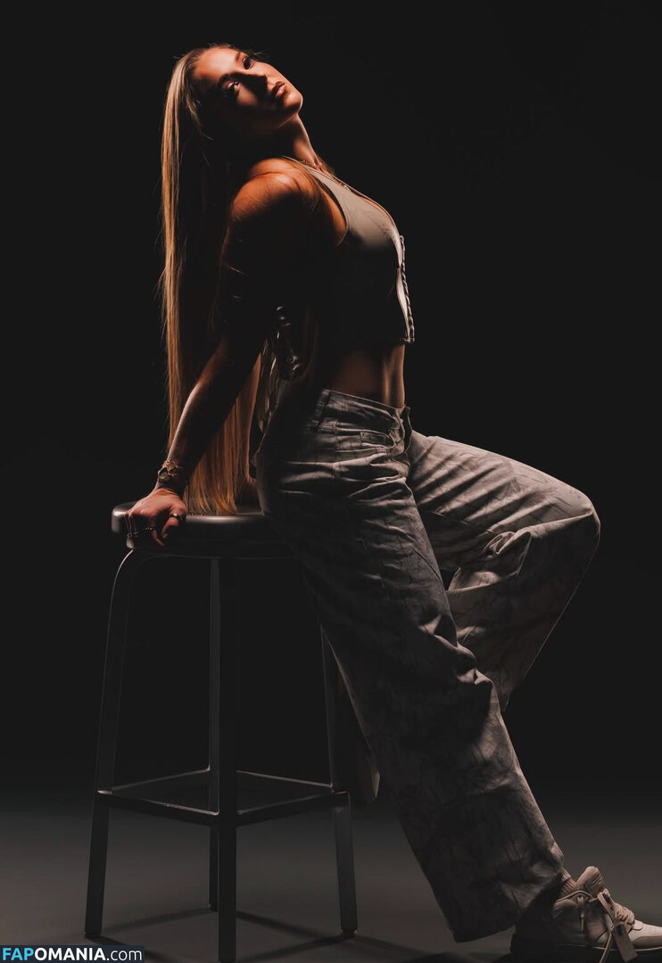 Lainey Reid / https: / lainey_wwe Nackt OnlyFans  Geleaktes Foto #2