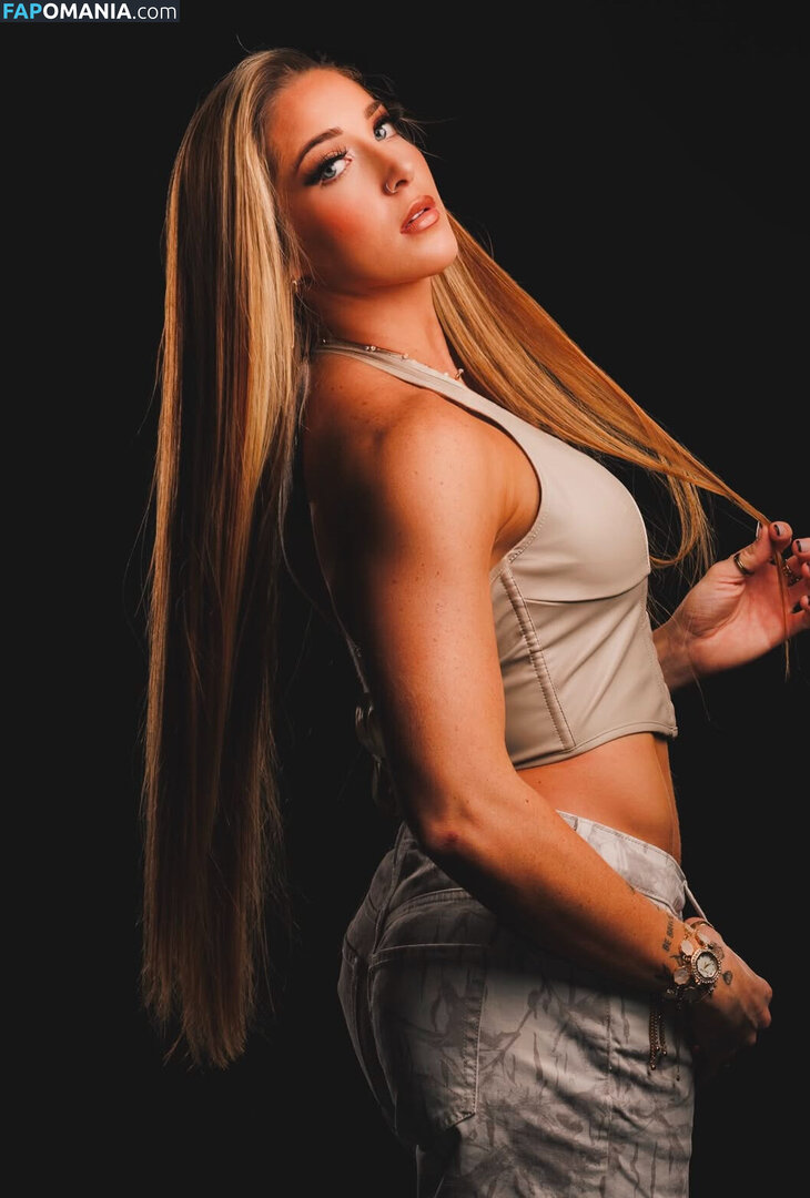 Lainey Reid / https: / lainey_wwe Nackt OnlyFans  Geleaktes Foto #3