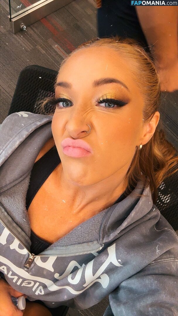 Lainey Reid / https: / lainey_wwe Nackt OnlyFans  Geleaktes Foto #7