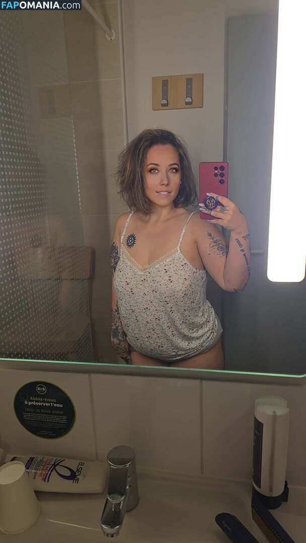 lariarussell / ryanfirst1 Nackt OnlyFans  Geleaktes Foto #14