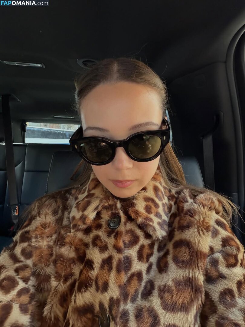 Laufey Lin / laufey Nackt OnlyFans  Geleaktes Foto #149