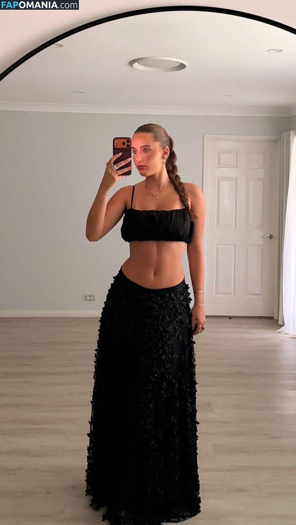 LAURA @lauramjj / lauramjj_ Nackt OnlyFans  Geleaktes Foto #1