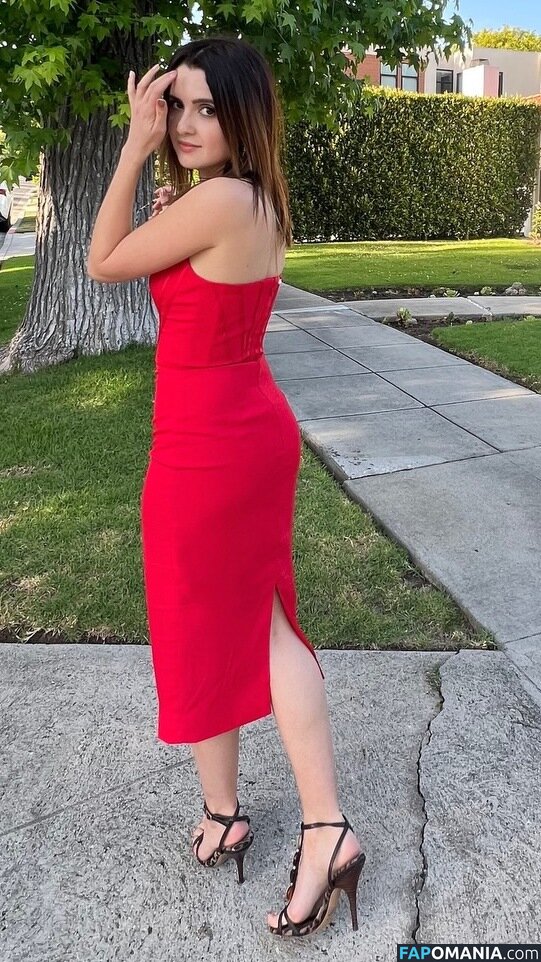 Laura Marano / lauramarano Nackt OnlyFans  Geleaktes Foto #58