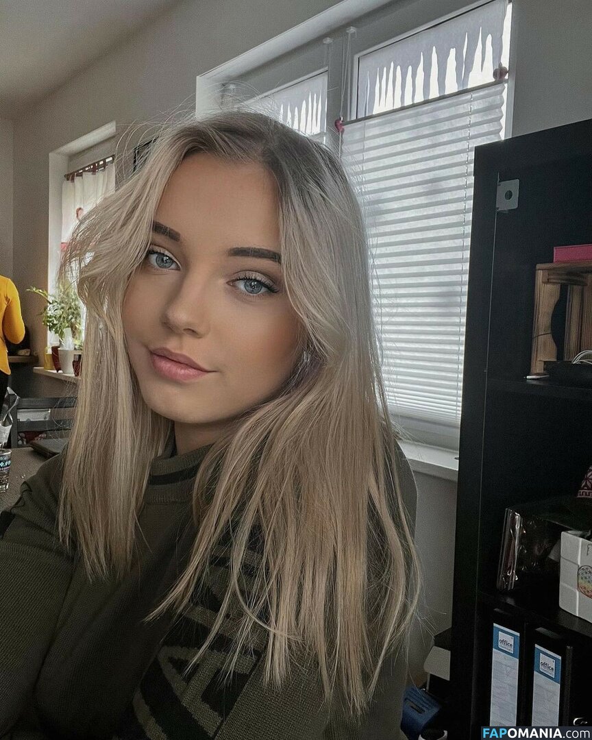 Laura / https: / laurabeverlin / llaurenha / lolilau Nackt OnlyFans  Geleaktes Foto #62