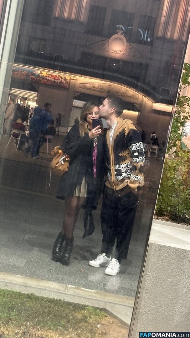 Laure Valée / laure_bv Nackt OnlyFans  Geleaktes Foto #165