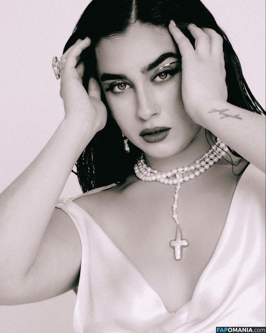 Lauren Jauregui / laurenjauregui / pink_narcissus23 Nackt OnlyFans  Geleaktes Foto #12