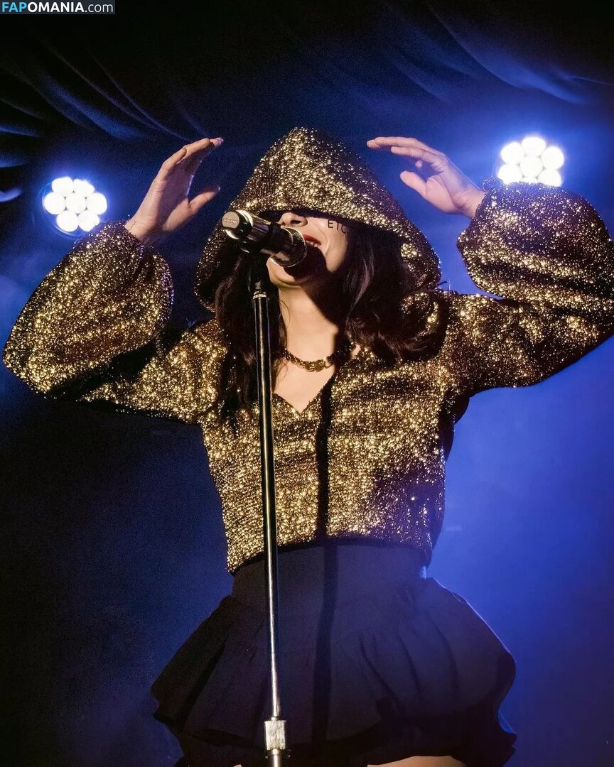 Lauren Mayberry / laurenevemayberry Nackt OnlyFans  Geleaktes Foto #866