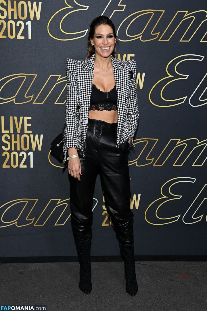 Laury Thilleman / laurythilleman Nackt OnlyFans  Geleaktes Foto #6