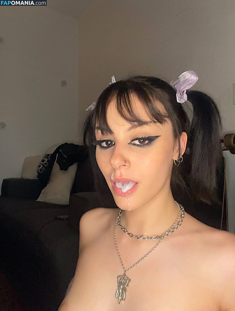 harleysbathwater / hazel_nuts666 / lavenderhayz / lavenderhazecreations Nackt OnlyFans  Geleaktes Foto #13