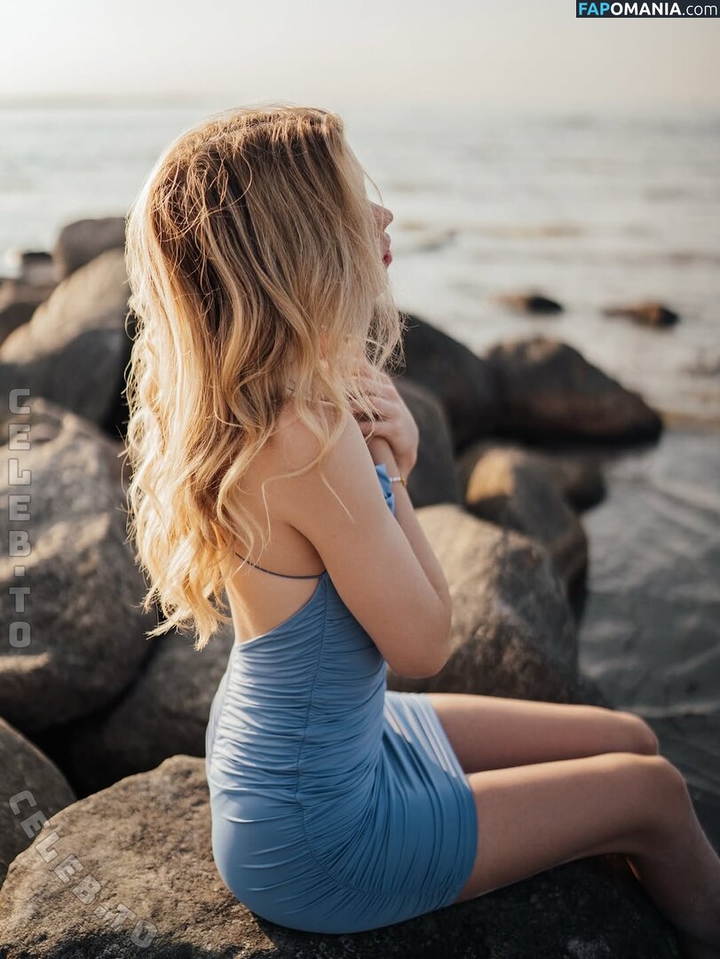 Lea Peach / Looskanal / lea / wifiloo_m Nackt OnlyFans  Geleaktes Foto #806