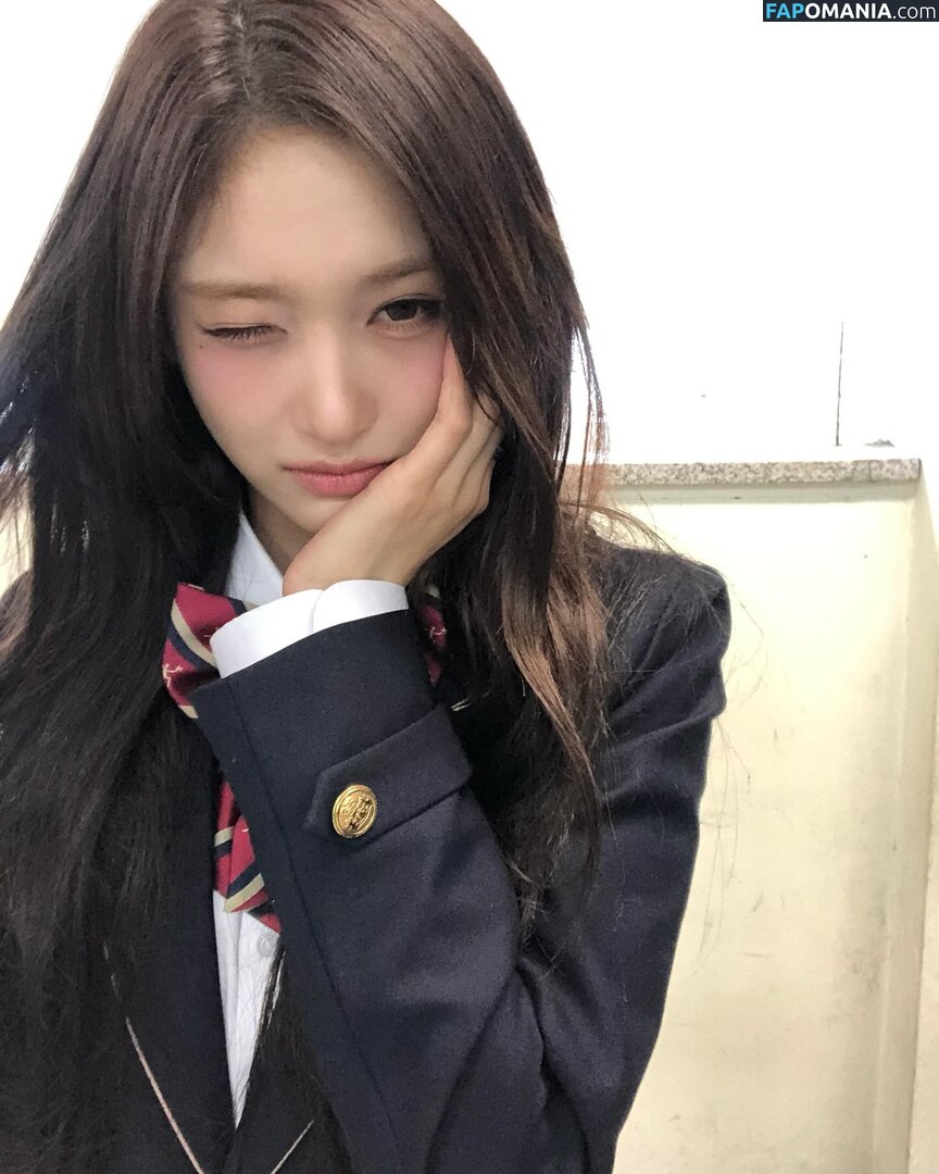 Lee Hyun-Seo / eeseooes / https: / iveleeseoi Nackt OnlyFans  Geleaktes Foto #5
