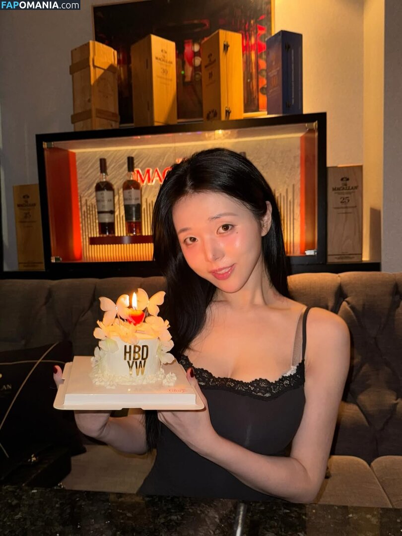 Lee Yeon-woo / yeonwooahh / yonu1201 / 이연우 | Yonu Kuro | yonu_kuro Nackt OnlyFans  Geleaktes Foto #1