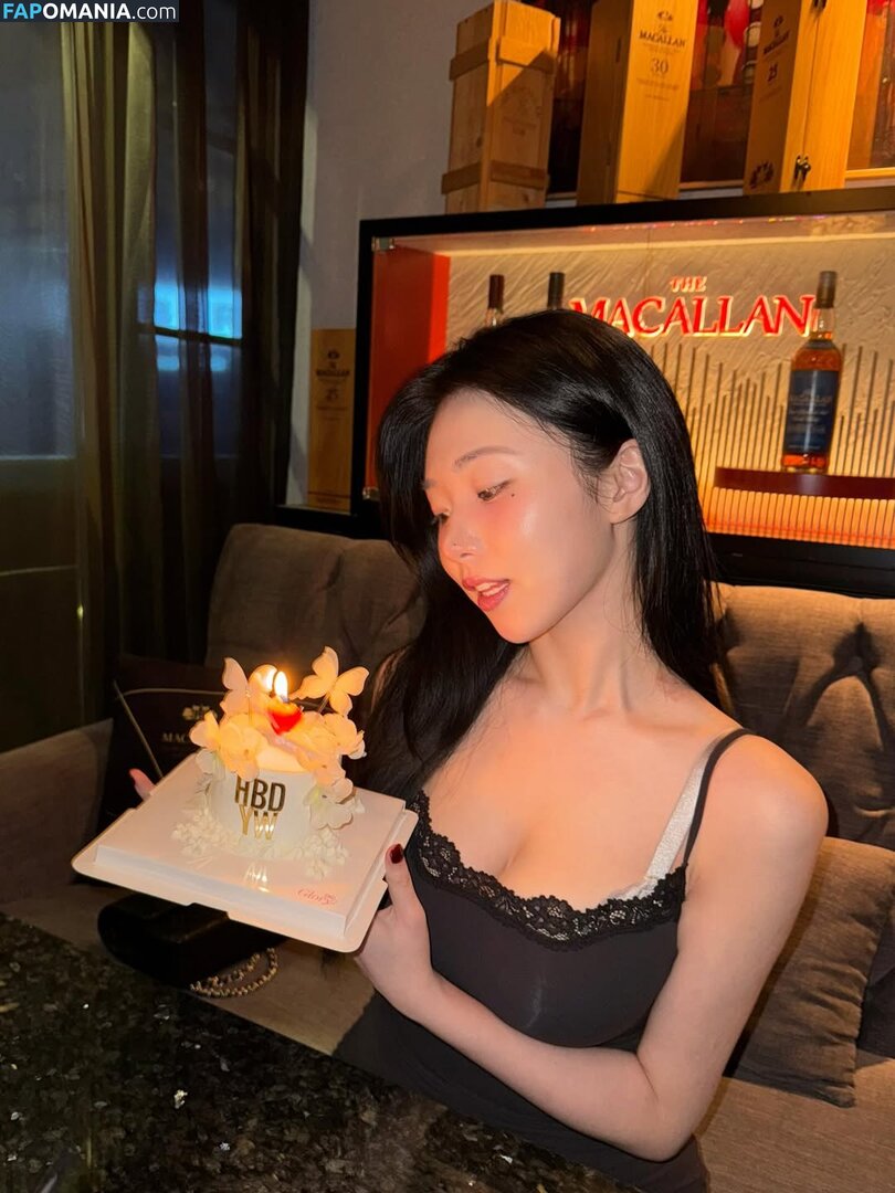 Lee Yeon-woo / yeonwooahh / yonu1201 / 이연우 | Yonu Kuro | yonu_kuro Nackt OnlyFans  Geleaktes Foto #2