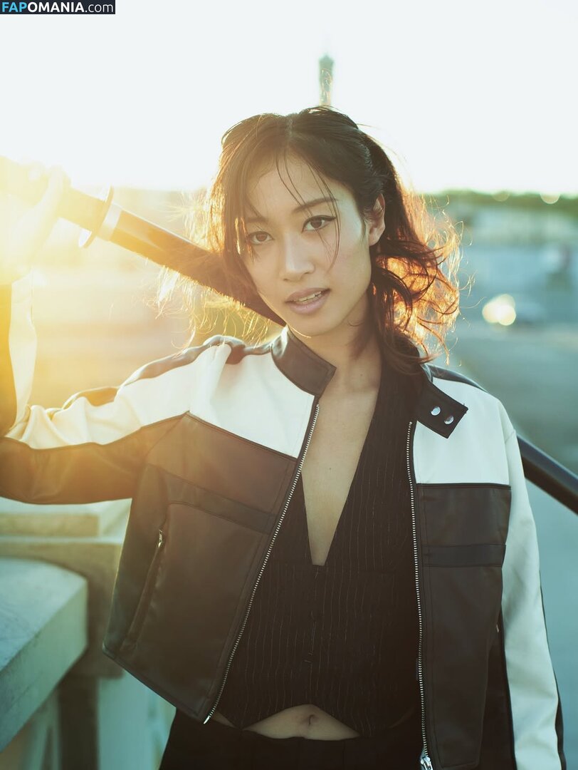 Famous Asian tiktoker / Leenda Dong / leendadong / leendaphotodumps Nackt OnlyFans  Geleaktes Foto #4