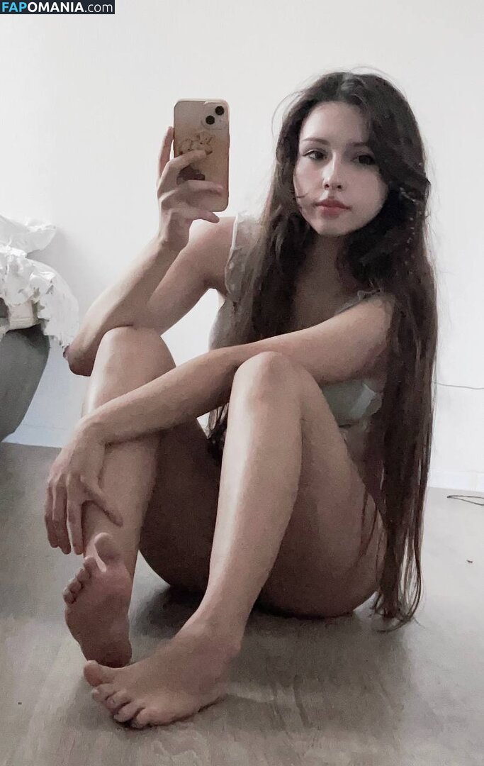 Leffelbain Nackt OnlyFans  Geleaktes Foto #2