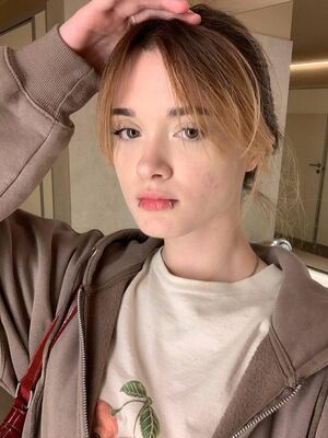 liana_kisses