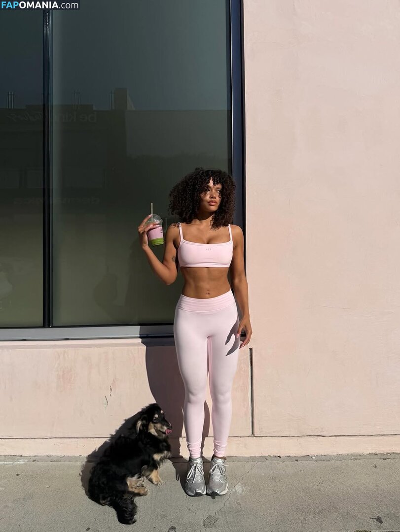 Liana Maria / lianamariaofficial Nackt OnlyFans  Geleaktes Foto #6
