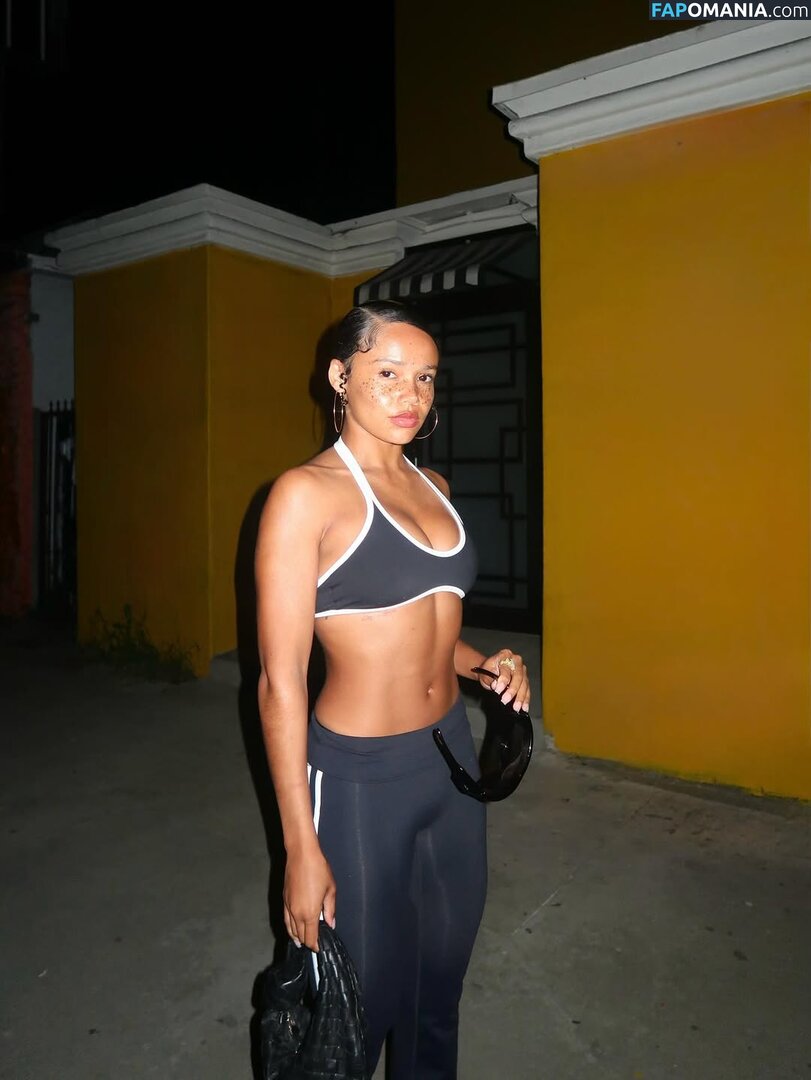 Liana Maria / lianamariaofficial Nackt OnlyFans  Geleaktes Foto #18