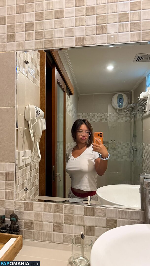 Lilhua12 / heyismewawa Nackt OnlyFans  Geleaktes Foto #1