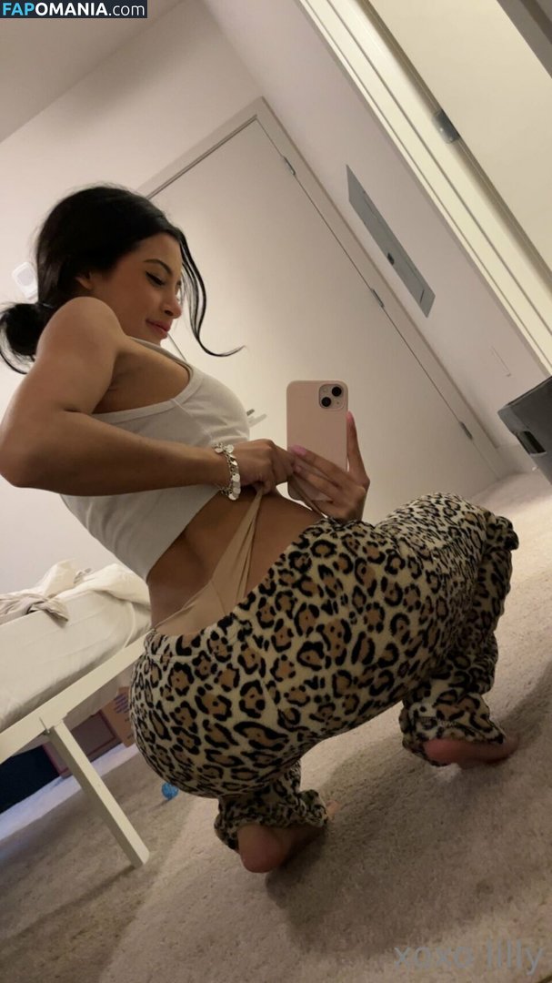 Lillian Delaney / lilliandelaney / lilliandelaneyy Nackt OnlyFans  Geleaktes Foto #8