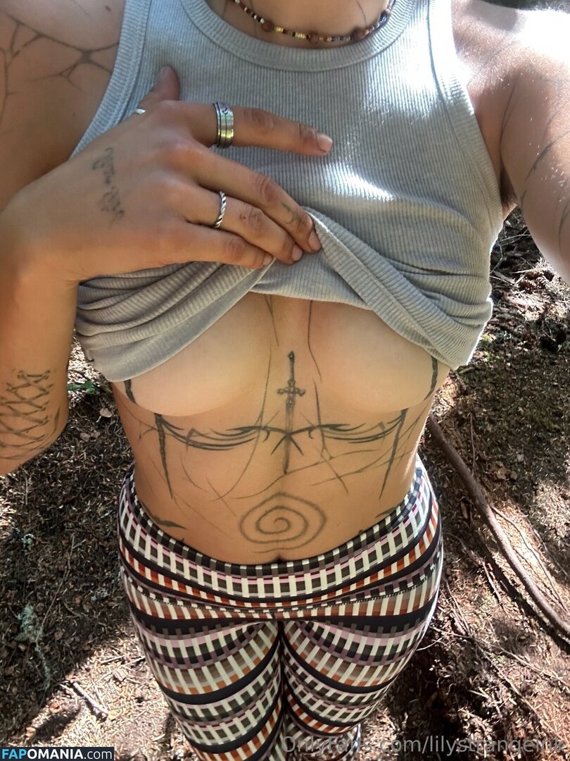 LilystrangeInk / lilystrange.ink Nackt OnlyFans  Geleaktes Foto #13