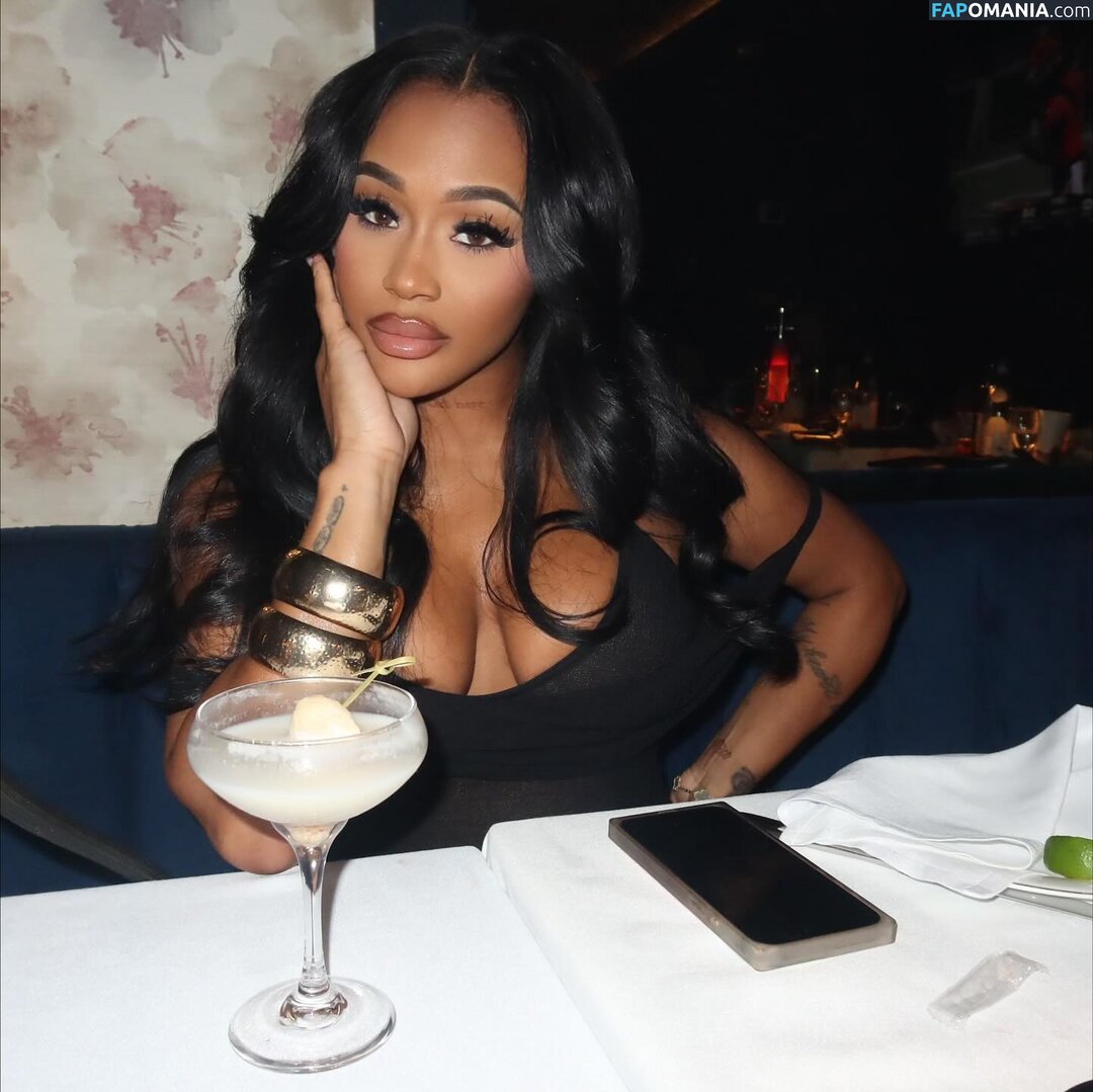 Lira Galore / Lira Mercer / lira_galore / liragalore Nackt OnlyFans  Geleaktes Foto #1
