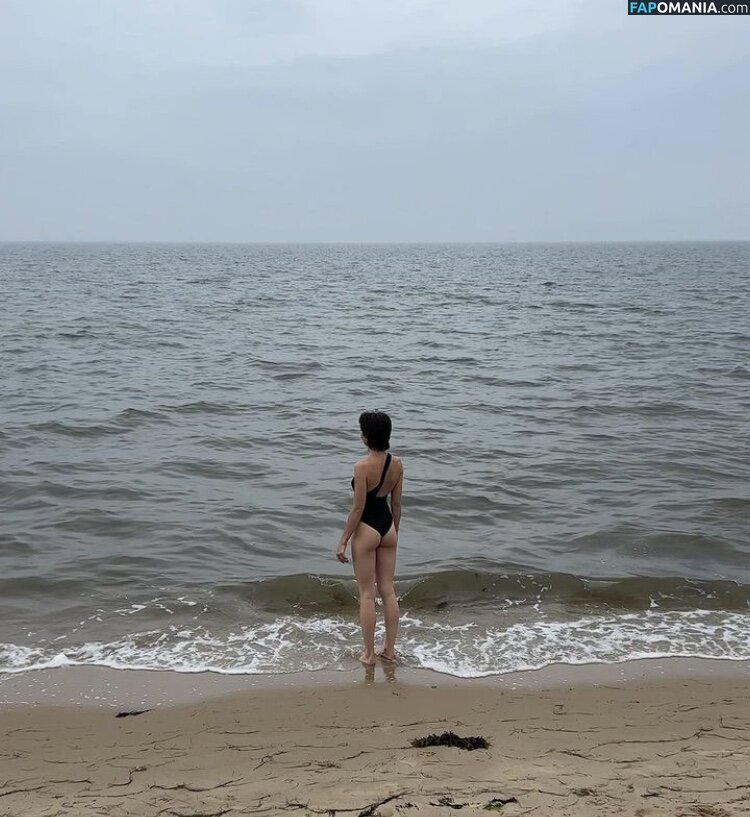 Bluemoonmagic2 / Lisa-Marie Koroll / lisamariekoroll Nackt OnlyFans  Geleaktes Foto #1