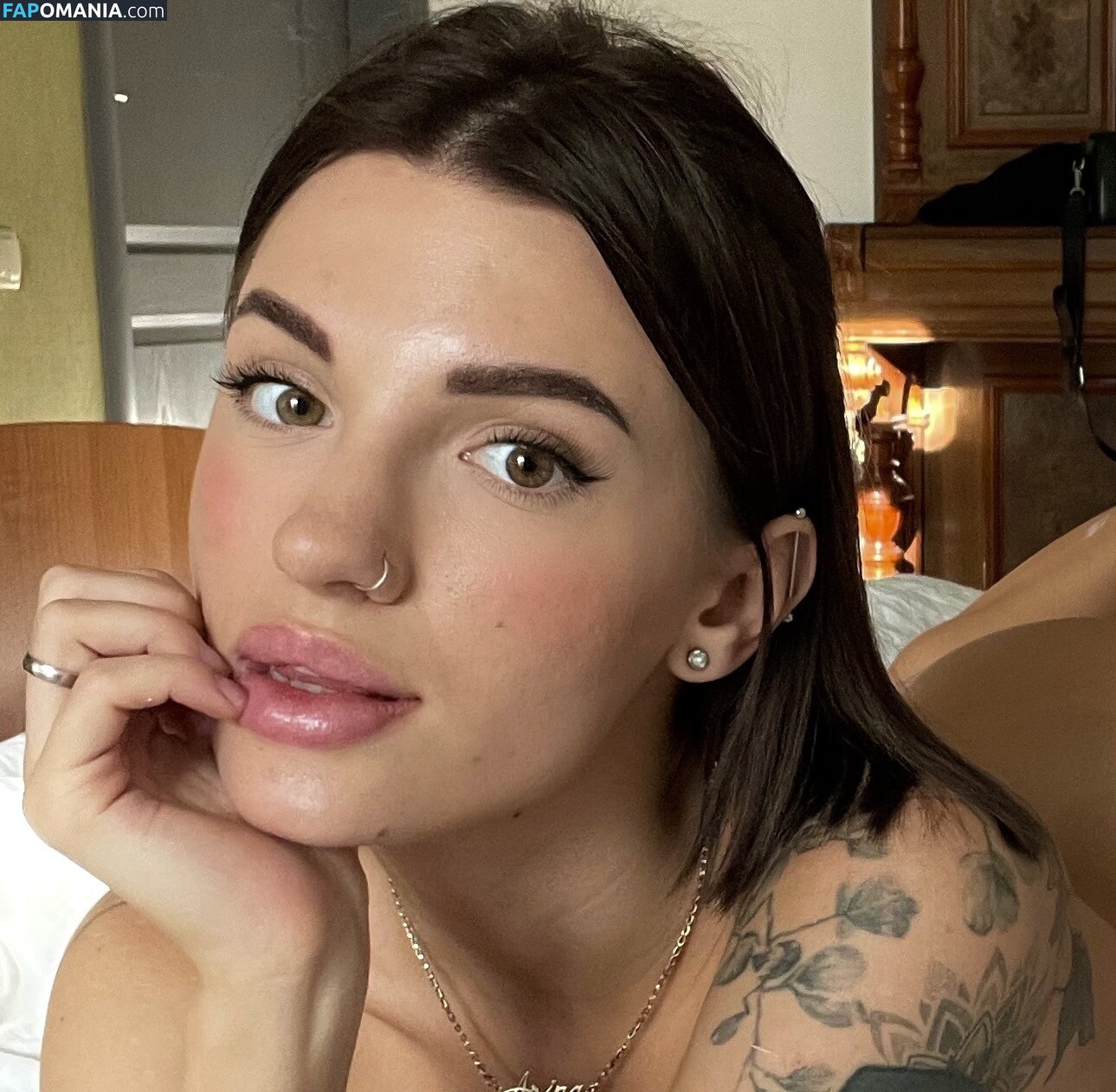 lisaero / lisaerojames / xxvasilisa Nackt OnlyFans  Geleaktes Foto #3