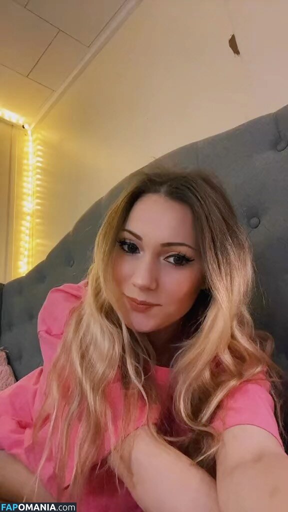 Little Momma / Littleemommaa21 / littlee.mommaa23 / littleemommaa23 Nackt OnlyFans  Geleaktes Foto #12