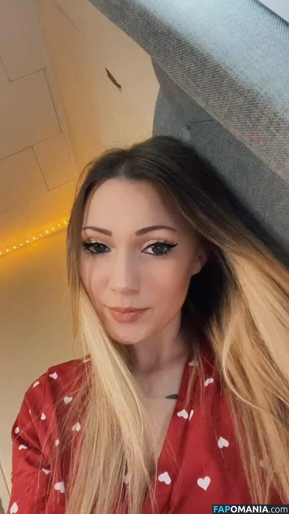 Little Momma / Littleemommaa21 / littlee.mommaa23 / littleemommaa23 Nackt OnlyFans  Geleaktes Foto #18