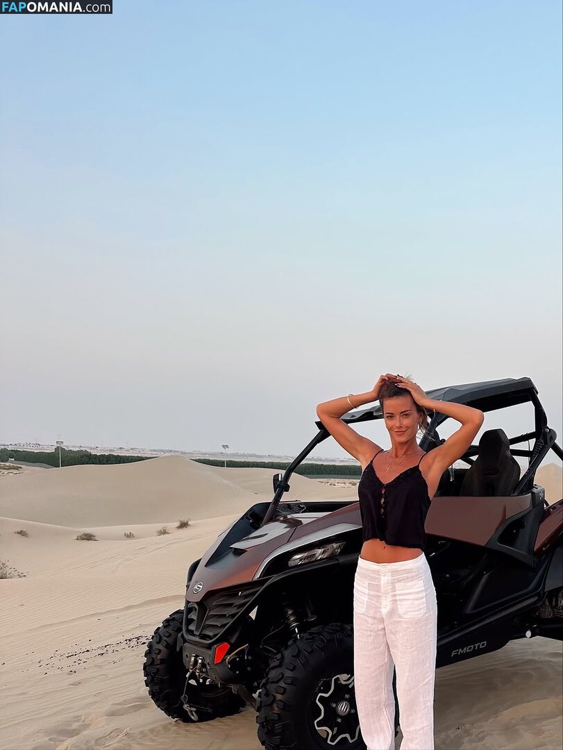 Liv Bentley / Olivia Bentley / oliviabentleyk / theoliviabentley Nackt OnlyFans  Geleaktes Foto #4