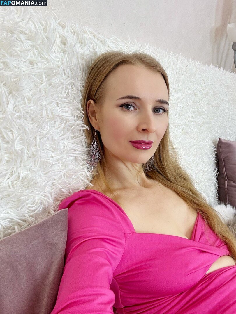 LoraColins / LoraColinz / LoraCollier / lora.colins Nackt OnlyFans  Geleaktes Foto #20