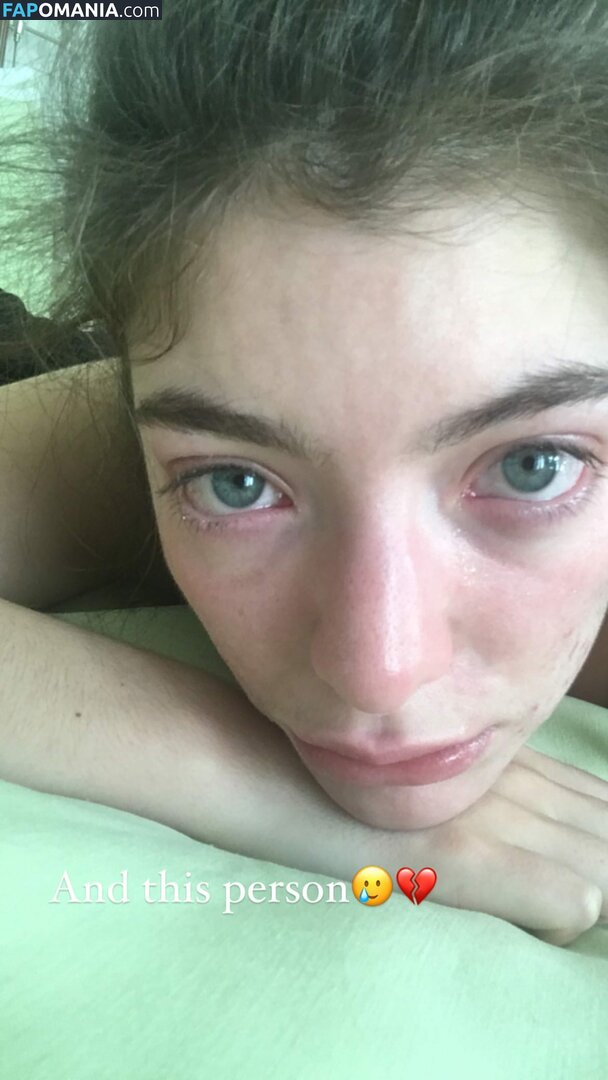 Lorde Nackt OnlyFans  Geleaktes Foto #1