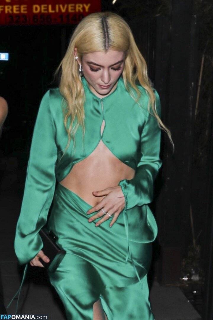 Lorde Nackt OnlyFans  Geleaktes Foto #31