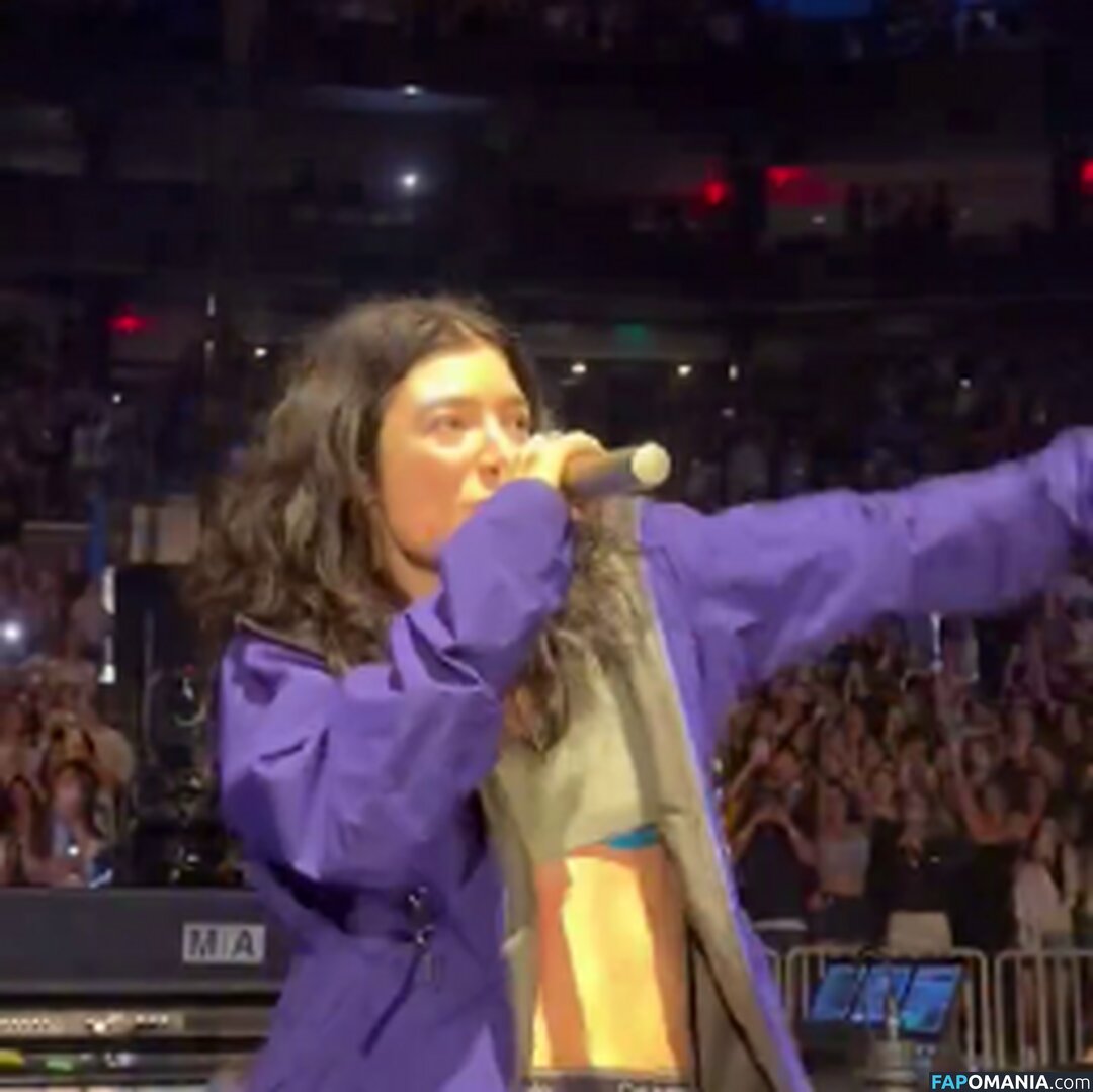 Lorde Nackt OnlyFans  Geleaktes Foto #197