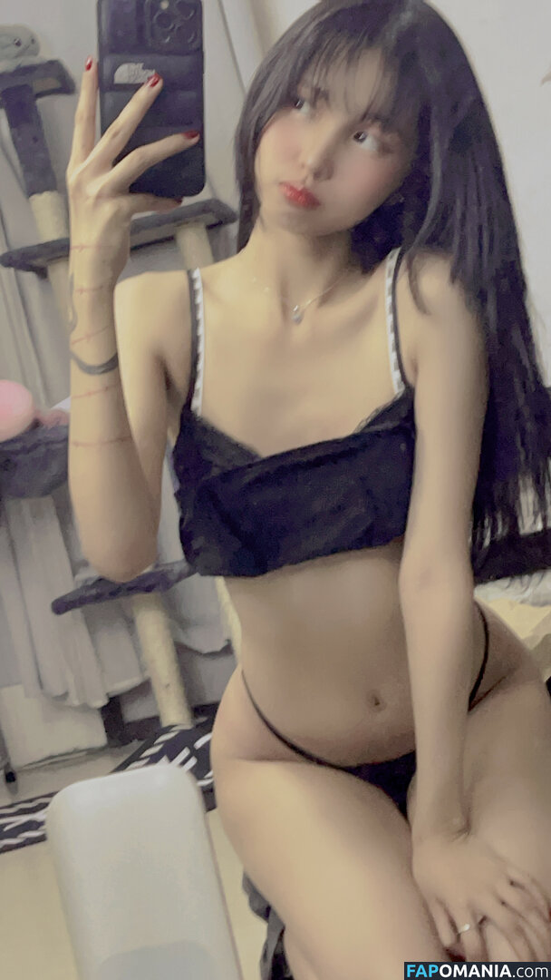 Lilith / Lou Aenlle / llthidk Nackt OnlyFans  Geleaktes Foto #99