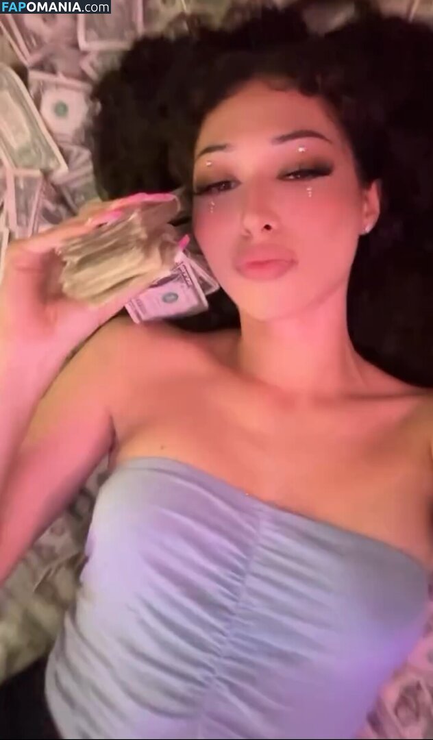 LoyaltyraeLynn / https: Nackt OnlyFans  Geleaktes Foto #2