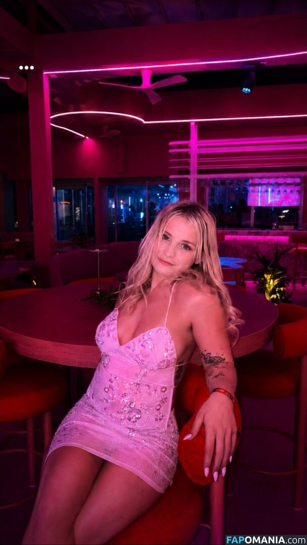 luceoliviaxo / lucyxoliviaa Nackt OnlyFans  Geleaktes Foto #9