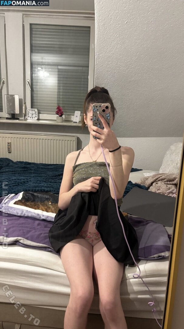 Lucy Müller / https: / luisaahartmann / luisaamachtfaxxen / luisahartmann Nackt OnlyFans  Geleaktes Foto #2