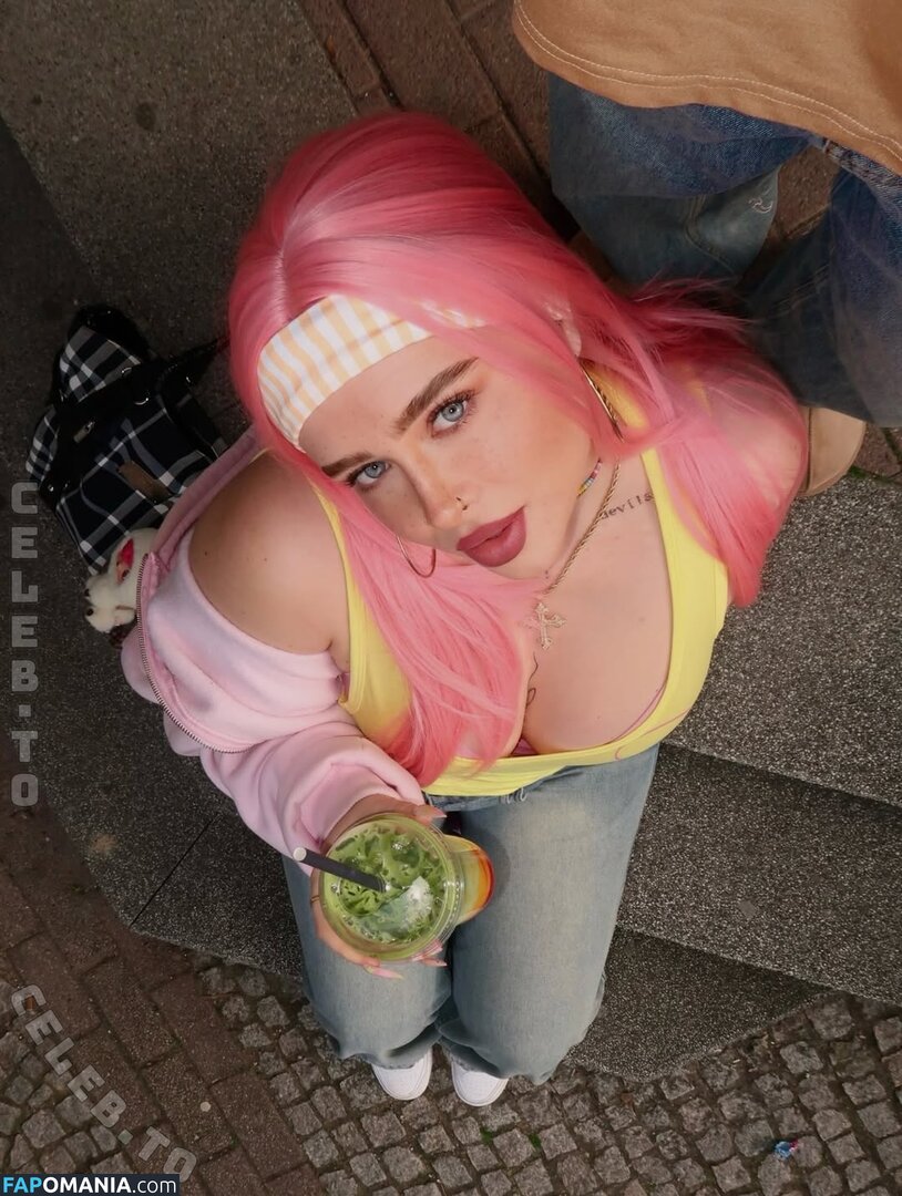 Luisa Früh / frluuisa Nackt OnlyFans  Geleaktes Foto #6
