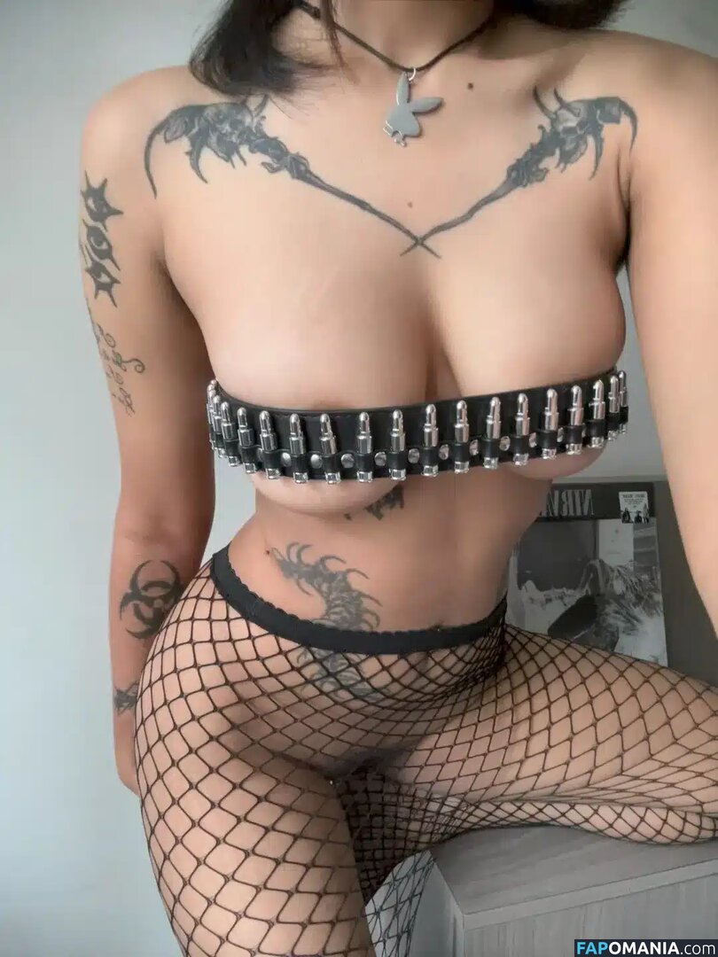 Luna Domsyou Nackt OnlyFans  Geleaktes Foto #4
